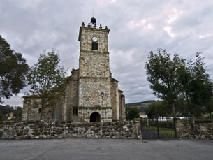 iglesia de Santa María de Bárcena de Cicero